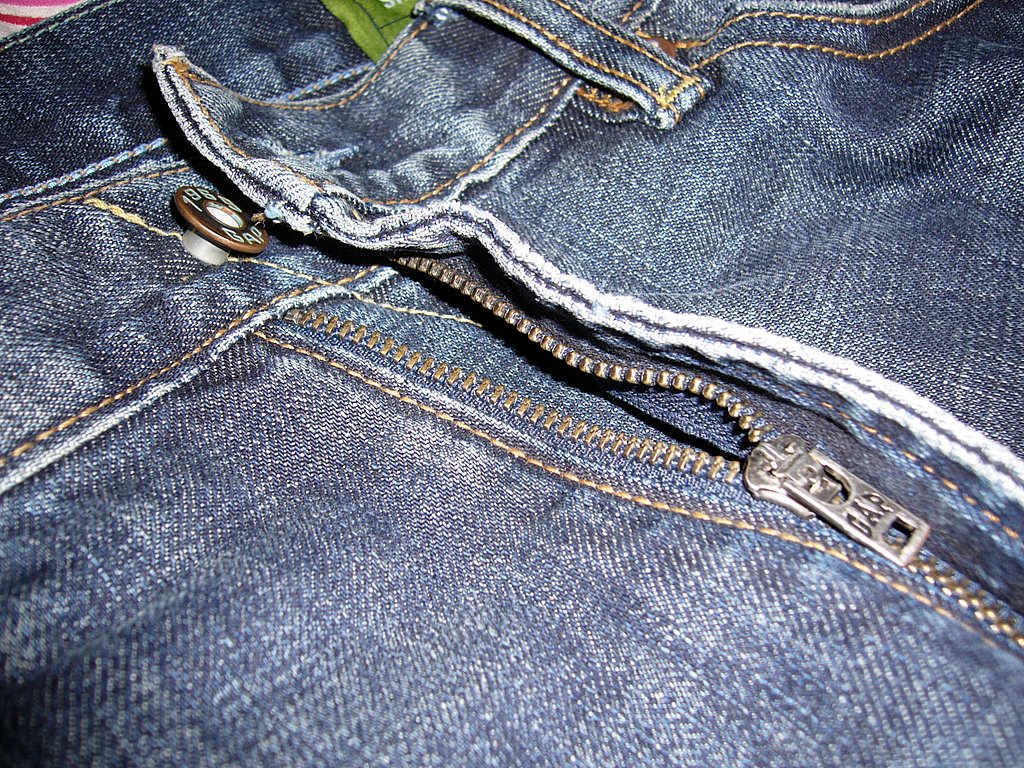 Jeans Fly